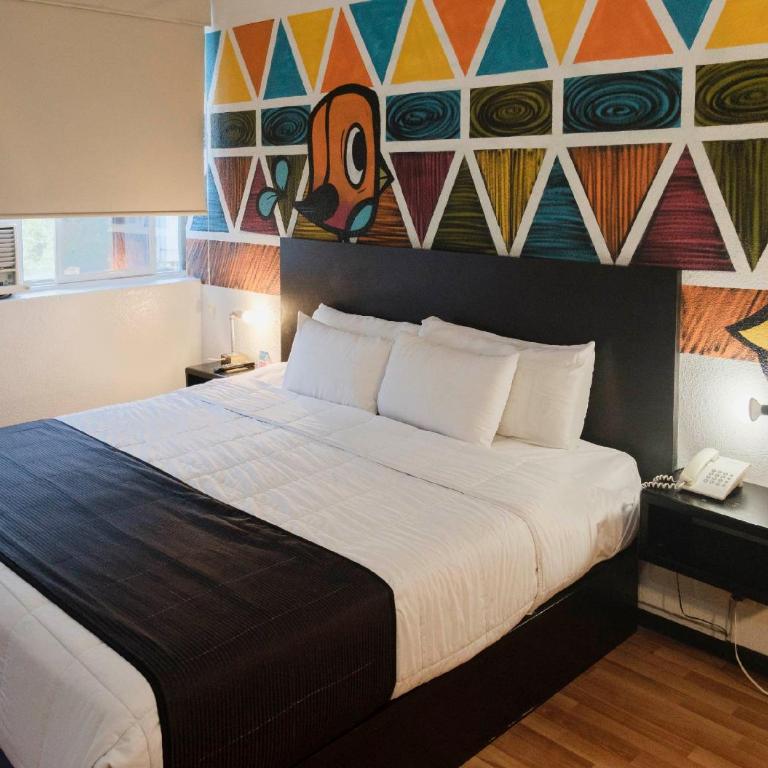 Hi Hotel Impala Queretaro - King Room - 19