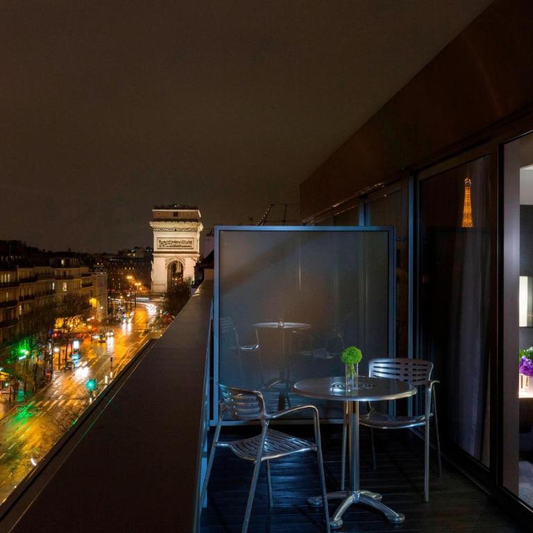 Renaissance Paris Arc de Triomphe Hotel - Chambre avec Terrasse et Petit-Déjeuner - Vue sur Toits de Paris et Tour Eiffel - 11