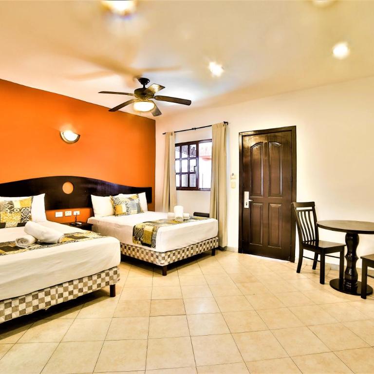 Hotel Colonial Playa del Carmen - Standard Double Room with Two Double Beds - 2