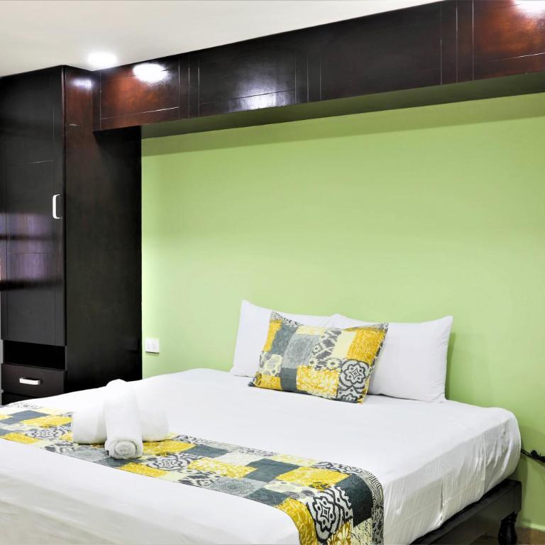 Hotel Colonial Playa del Carmen - Standard King Room - 11