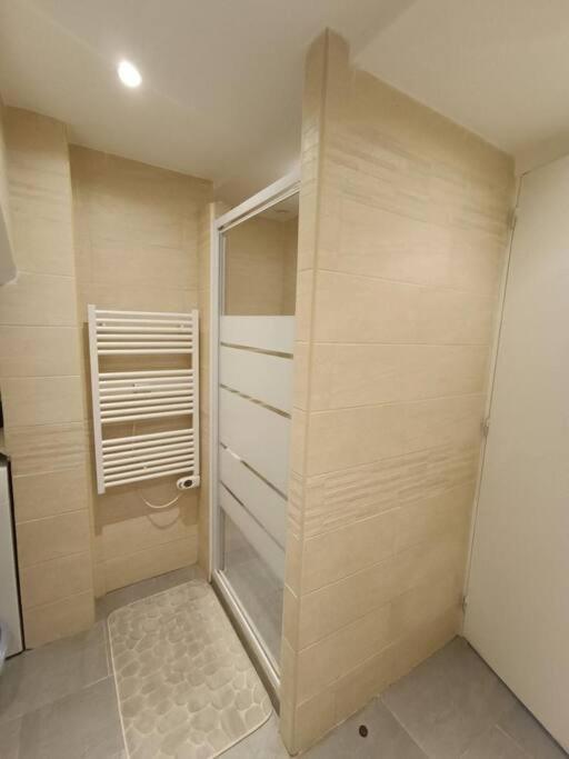 50m2 plein centre au calme et proche mer et marché - Appartement 1 Chambre - 15