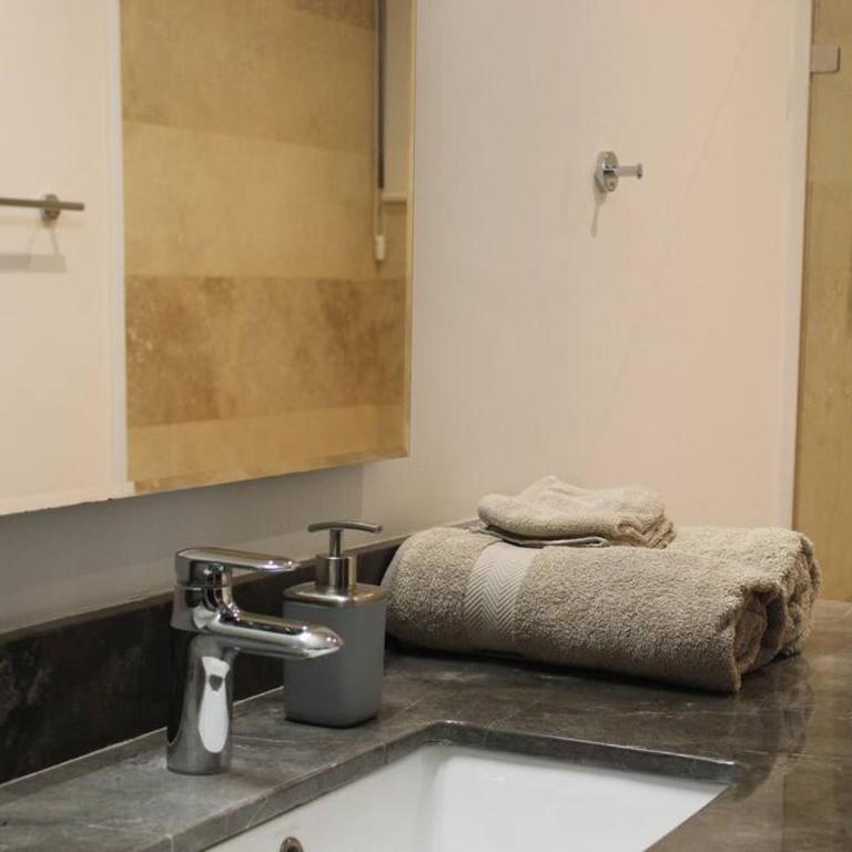 Departamento de lujo con magnífica vista a la ciudad - One-Bedroom Apartment - 39