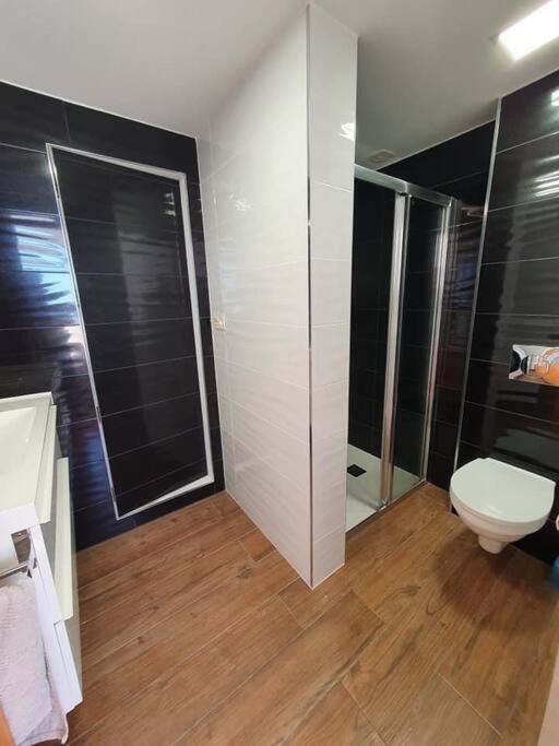 Spacious apartment on 3 levels - Apartamento de 3 dormitorios - 12