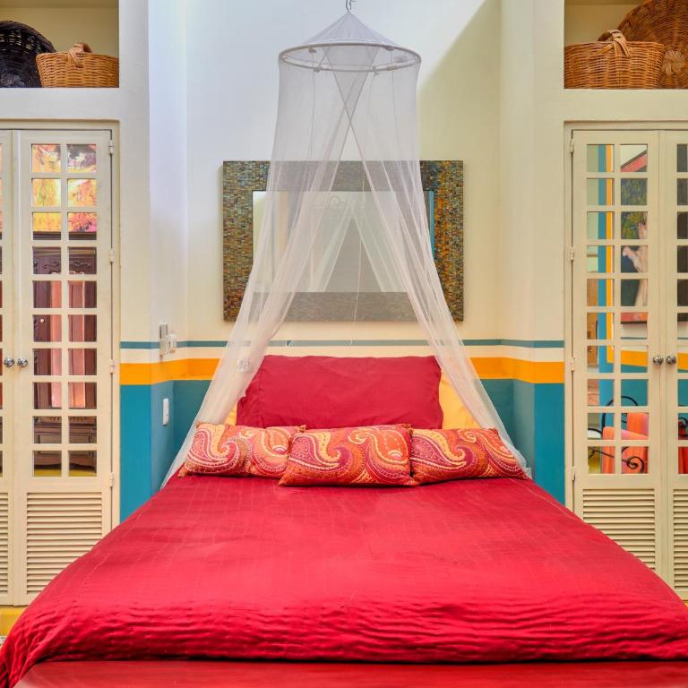 Casa Oasis Guest House and Spa - Queen Room - 1