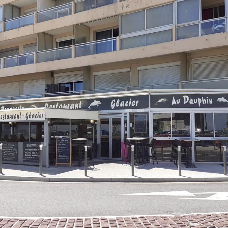 La Marina - One-Bedroom Apartment - 14