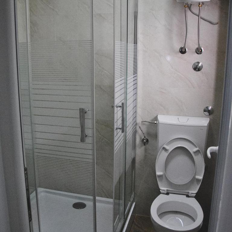 Lantana - Triple Room with Balcony - 5