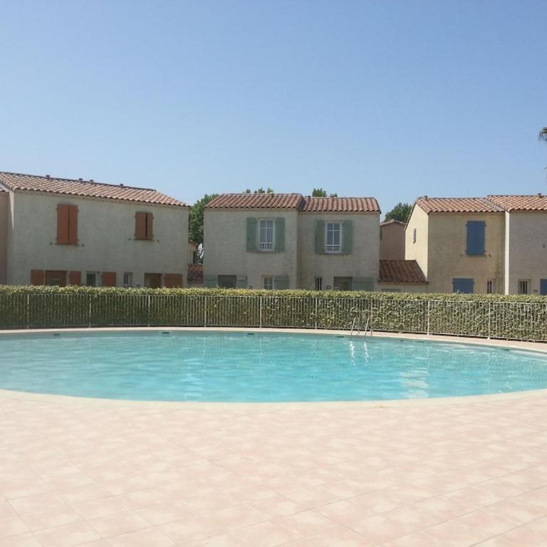 Villa à deux pas de la cité médiévale dans une résidence très calme - Haus mit 2 Schlafzimmern - 3