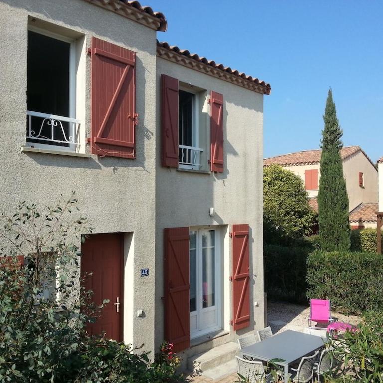 Villa à deux pas de la cité médiévale dans une résidence très calme - Haus mit 2 Schlafzimmern - 4