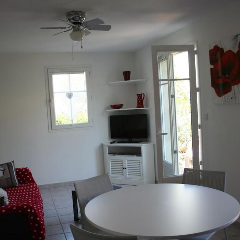 Villa à deux pas de la cité médiévale dans une résidence très calme - Haus mit 2 Schlafzimmern - 7