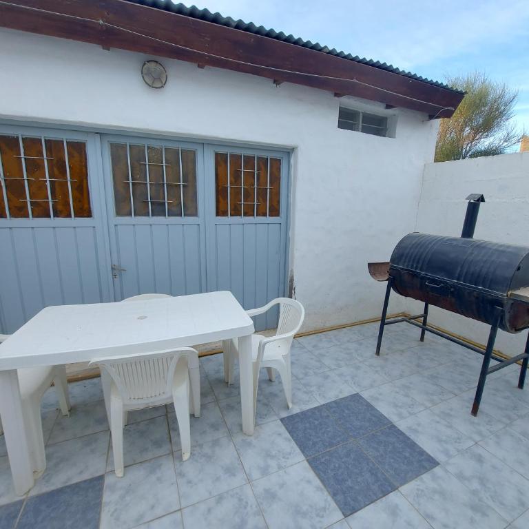 Departamento tranquilo en Puerto Madryn - Two-Bedroom Apartment - 11