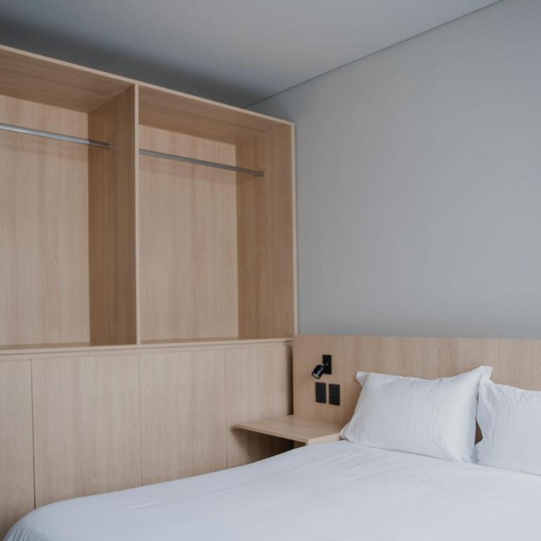 Casa Lomah WTC - Deluxe Queen Room - 25