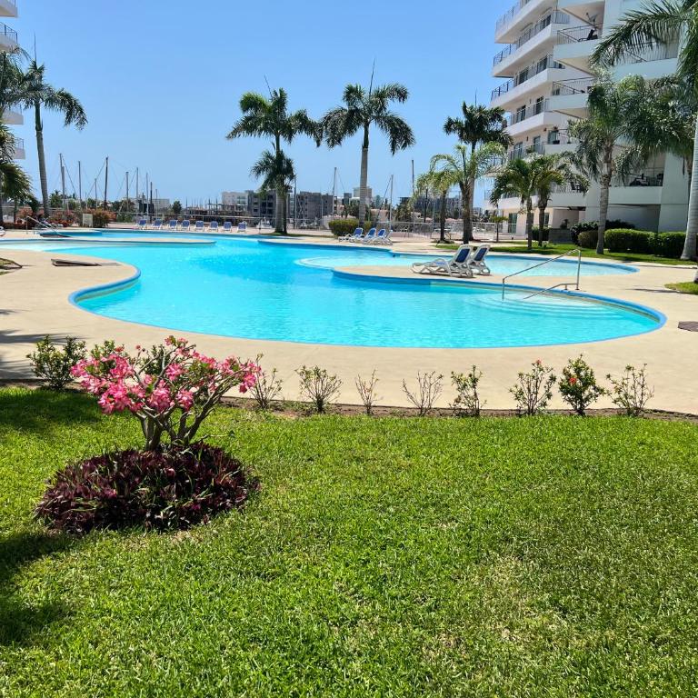 Departamento en Marina - Two-Bedroom Apartment - 12