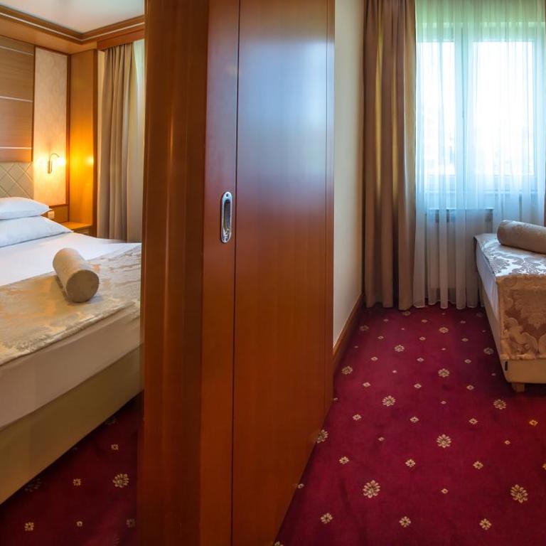 Hotel Cezar Banja Luka - Standardna Porodična Soba - 3