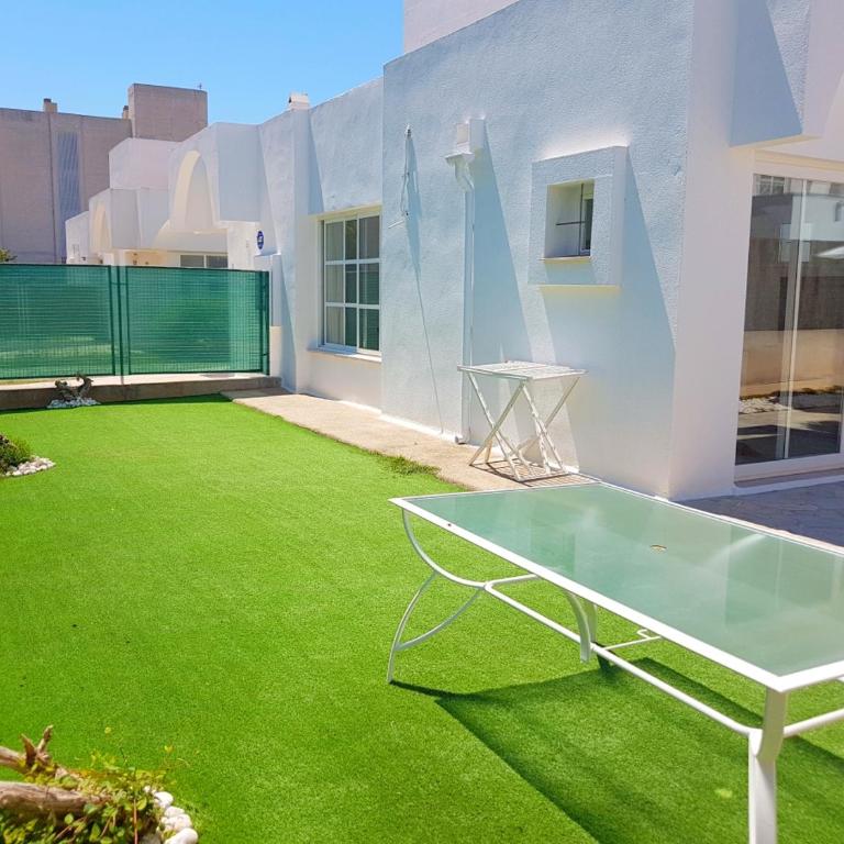 Ferienhaus in Can Picafort, nahe Playa de Muro, 4 x Schlafzimmer mit Bad - Four-Bedroom House - 9