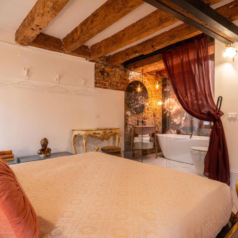 Casa al Ponte Scudi - 4 Windows on the Canal - One-Bedroom Apartment - 37