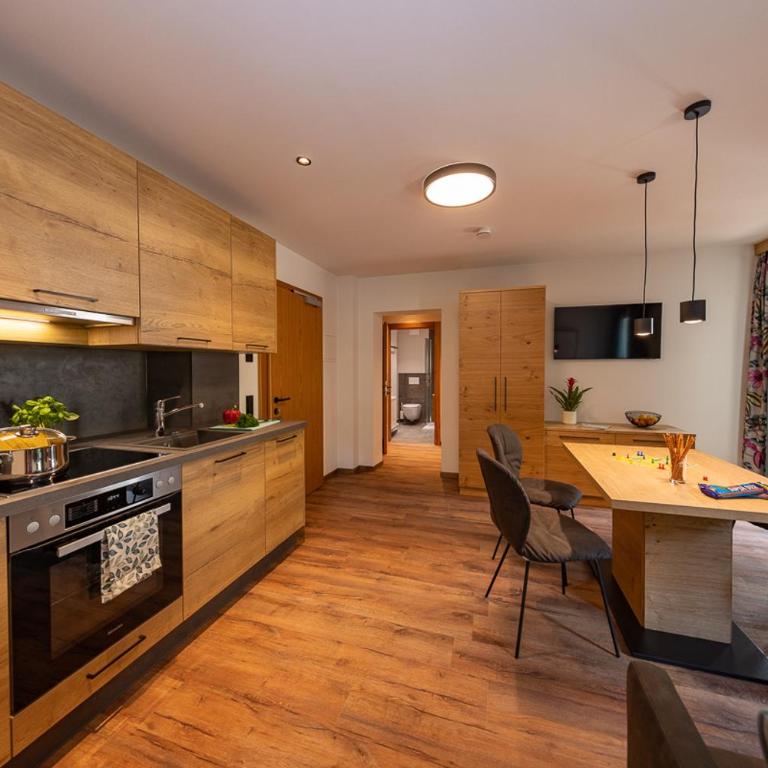 Appartements Fürstauer - Apartment with Terrace - 10