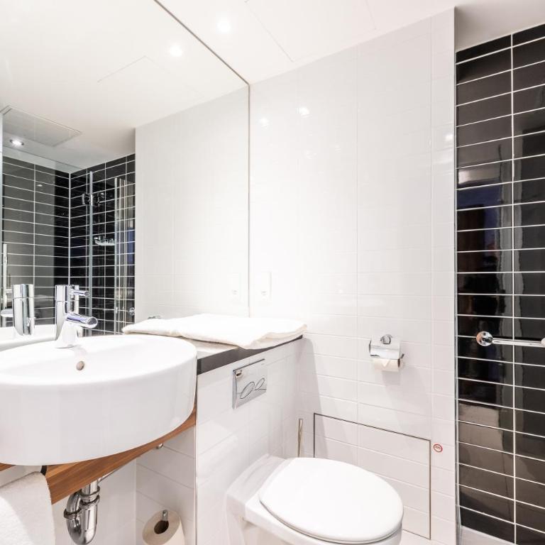 Premier Inn Nürnberg City Centre - Standard Zweibettzimmer - 7