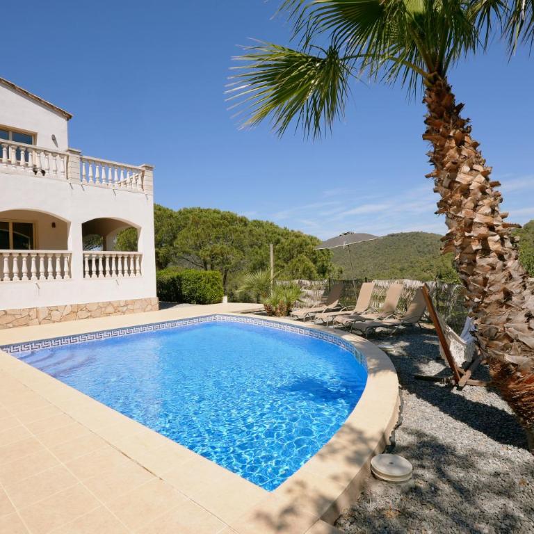 Villa Treehouse by Alvent Holidays - Casa - 59