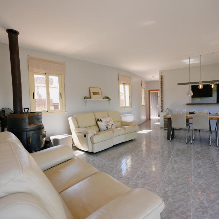 Villa Treehouse by Alvent Holidays - Casa - 67