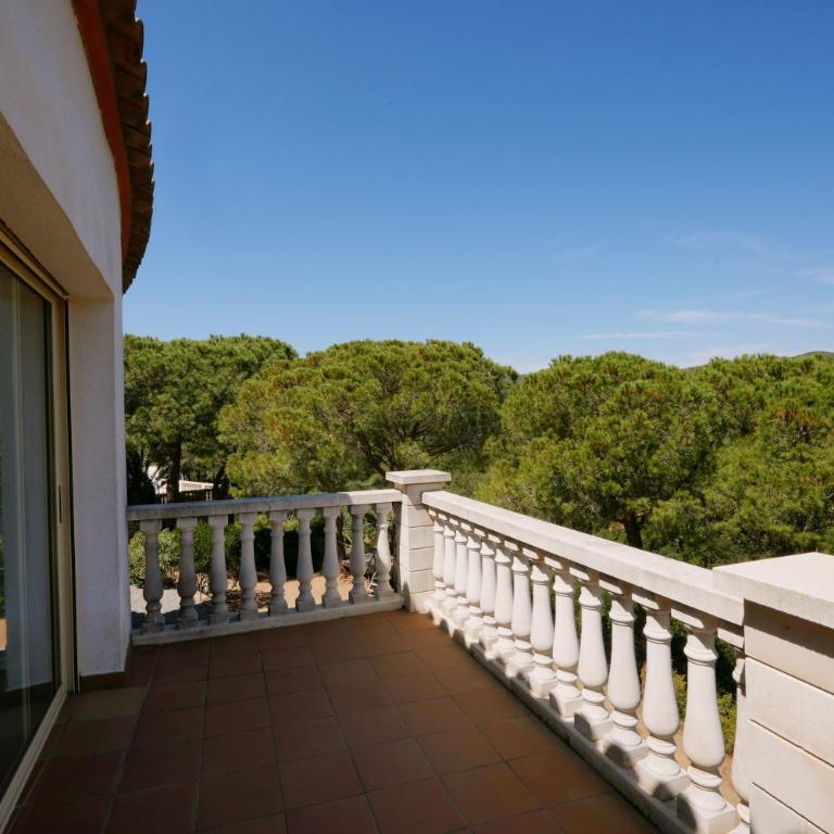 Villa Treehouse by Alvent Holidays - Casa - 81