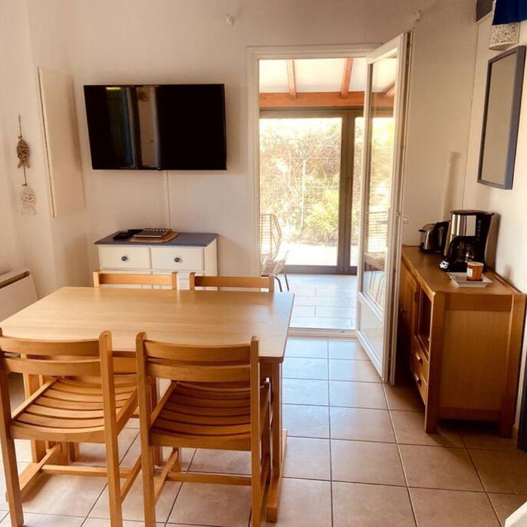 Villa N°7 à 100m de la plage - Maison 2 Chambres - 4