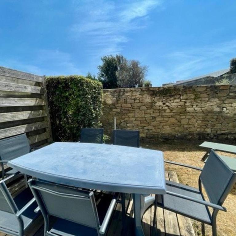 Appartement 2 pièces à Quiberon - 43m², proche plage et commerces, rez-de-jardin avec terrasse et parking - FR-1-478-245 - Apartment - 1