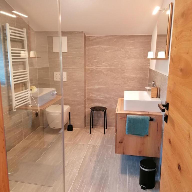 Apartment Sepp - Apartment mit 2 Schlafzimmern und Badezimmer - 34