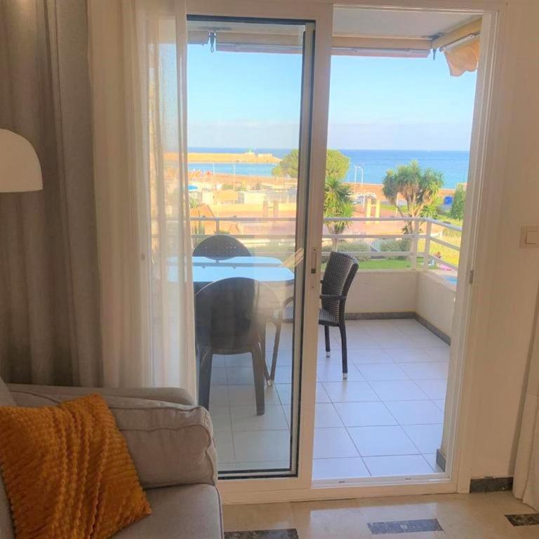 Acogedor apartamento frente al mar con piscina - Apartamento de 2 dormitorios - 4