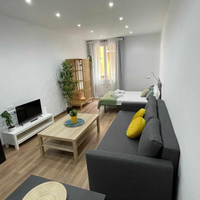 Estudio Retiro-Ibiza I - King Studio with Sofa Bed - 5