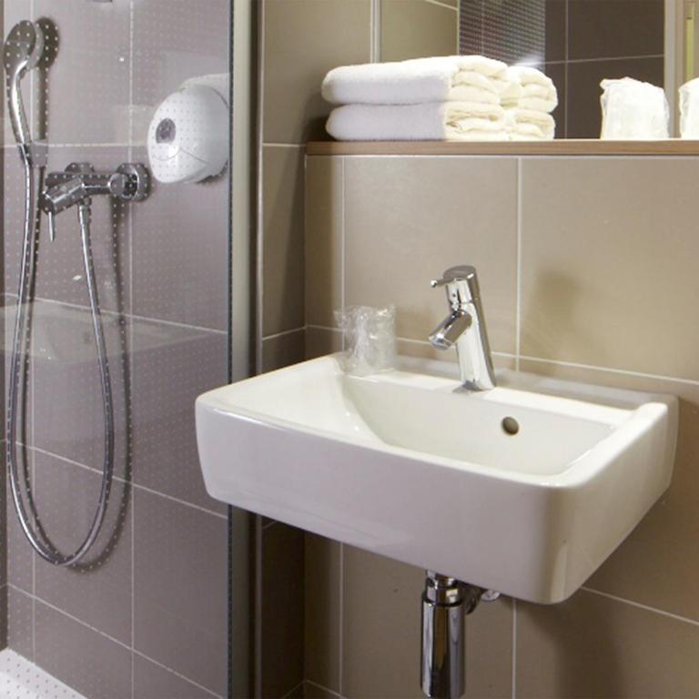 B&B HOTEL Lyon Aéroport Saint-Quentin-Fallavier - Chambre Double - 5