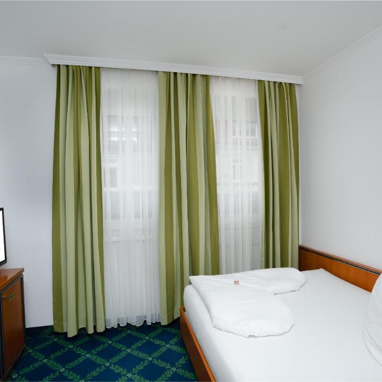 Hotel Kongress - Einzelzimmer - 3