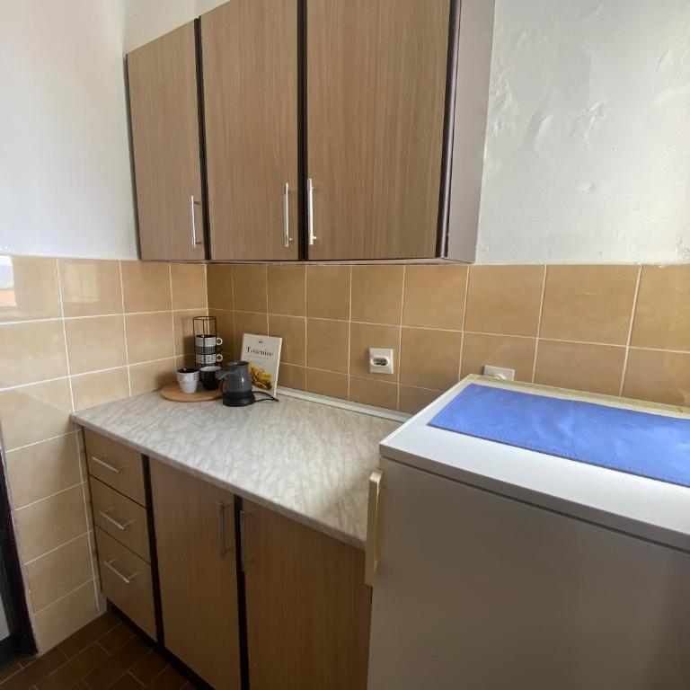 Two-bedroom apartment with parking and sea view - Two-Bedroom Apartment with Balcony and Sea View - 12