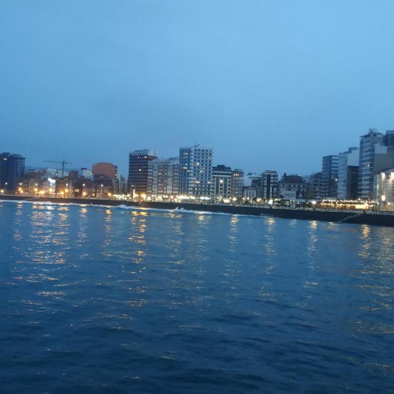 Playa de San Lorenzo Gijón - Apartamento de 3 dormitorios - 7