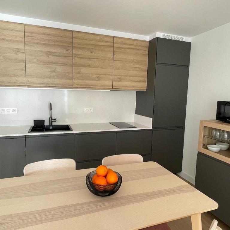 Charming apartment Playmon Bacana 14 - Two-Bedroom Apartment - 16