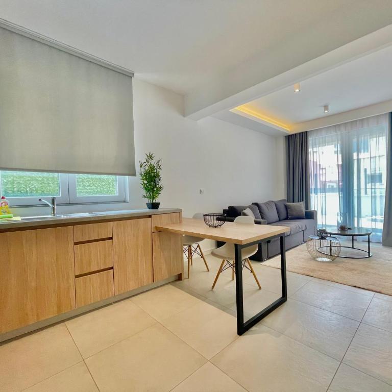Horizon Residences Andjela - Apartman sa Terasom - 1