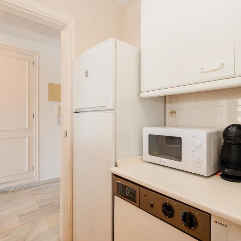 Vacation apartment with private parking in Puerto Banús - Apartamento de 2 dormitorios - 21