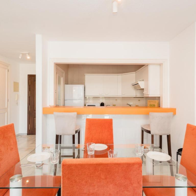 Vacation apartment with private parking in Puerto Banús - Apartamento de 2 dormitorios - 20