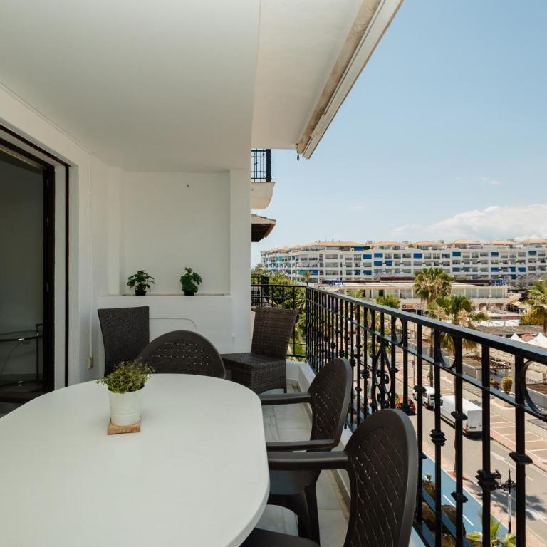 Vacation apartment with private parking in Puerto Banús - Apartamento de 2 dormitorios - 5