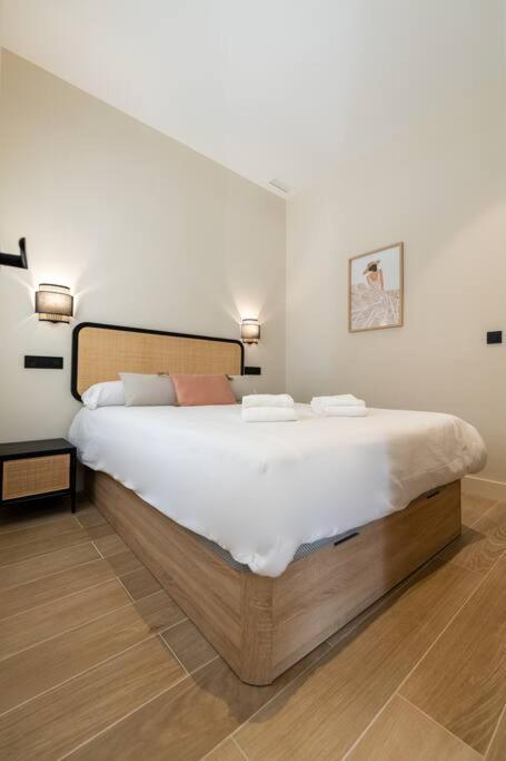 Amplio y cómodo apartamento cerca Plaza Castilla - Apartamento de 2 dormitorios - 5