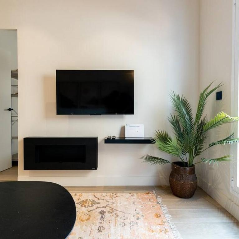 Amplio y cómodo apartamento cerca Plaza Castilla - Apartamento de 2 dormitorios - 19