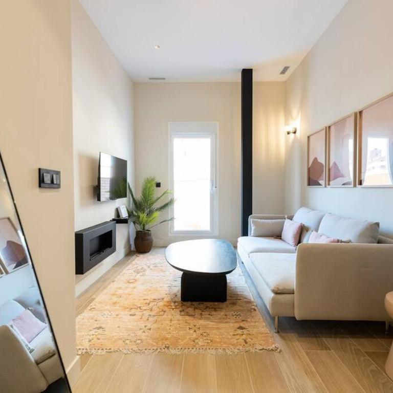 Amplio y cómodo apartamento cerca Plaza Castilla - Apartamento de 2 dormitorios - 29