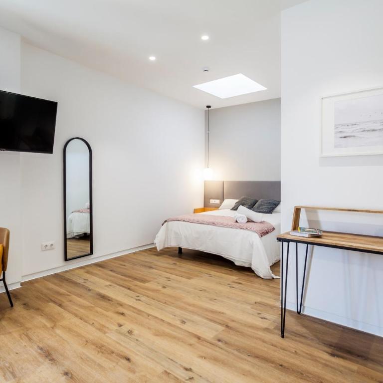 Valencia Guest Puerto Suite Auto Check - Apartment with Terrace - 4