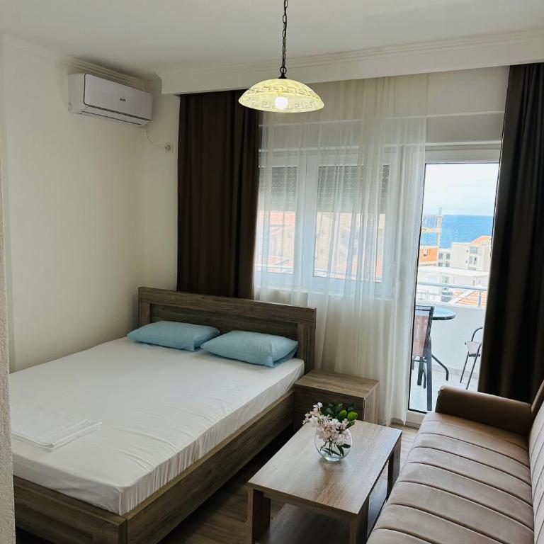Apartmani Sunce - Three-Bedroom Apartment - 8