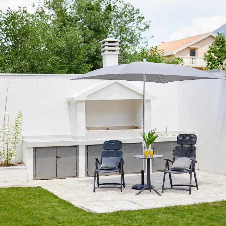 Villa Garden with Private Outdoor Pool - Vila sa Pogledom na Vrt - 23