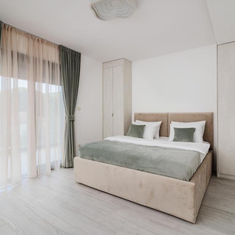 Villa Garden with Private Outdoor Pool - Vila sa Pogledom na Vrt - 14