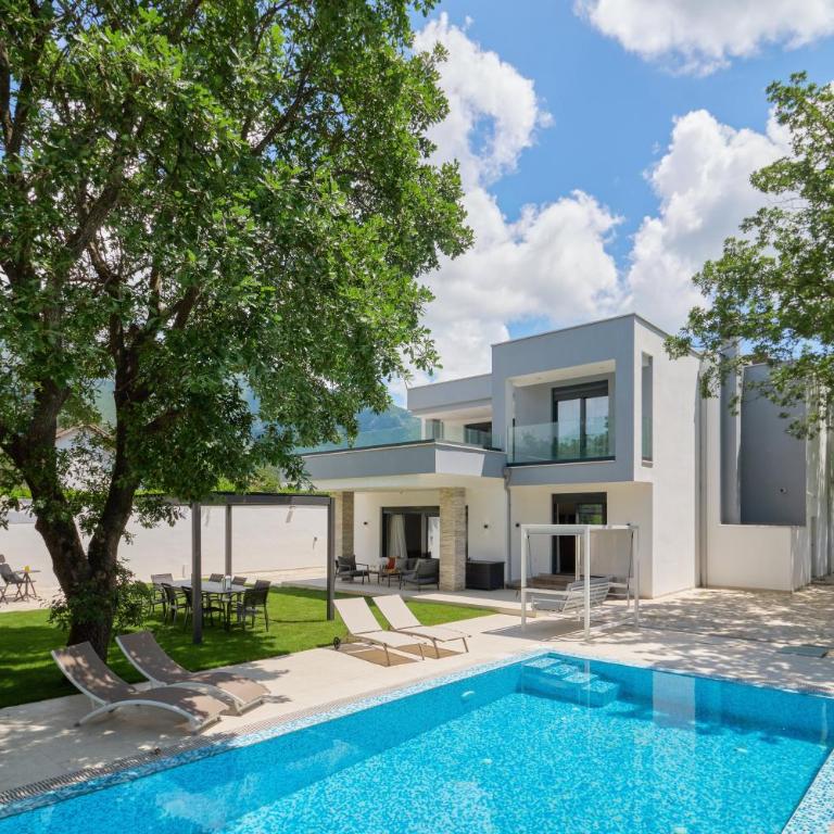 Villa Garden with Private Outdoor Pool - Vila sa Pogledom na Vrt - 27