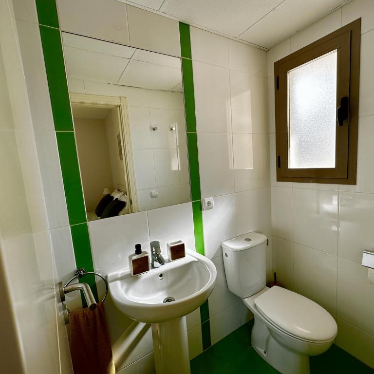 Esmeralda Suites - Two-Bedroom Apartment - 13