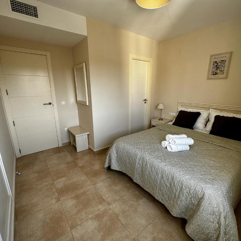 Esmeralda Suites - Two-Bedroom Apartment - 18