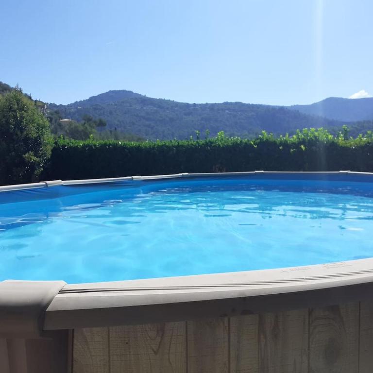 VILLA DE CHARME sur la Côte d'Azur - Villa 3 Chambres - 22