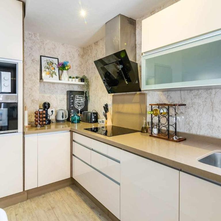 Apartamento a 500m de la Judería con Parking - Apartamento de 2 dormitorios - 17